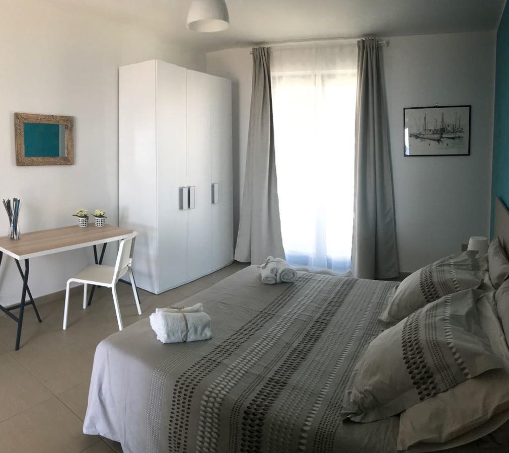 Appartamento Gambero Beach 산타 테레사 디 리바 외부 사진
