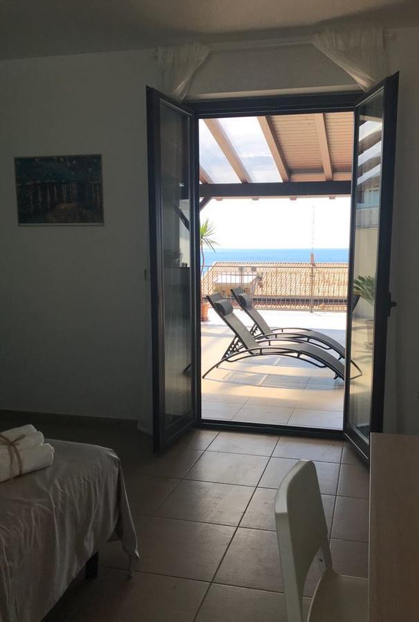 Appartamento Gambero Beach 산타 테레사 디 리바 외부 사진