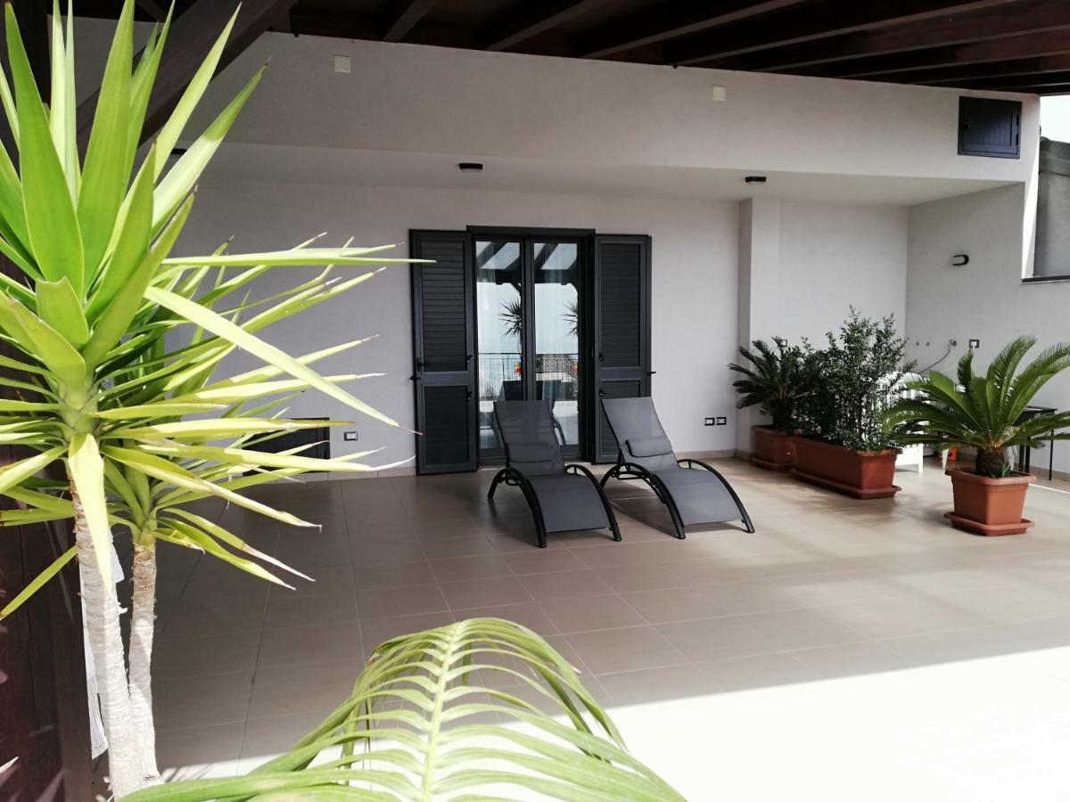 Appartamento Gambero Beach 산타 테레사 디 리바 외부 사진